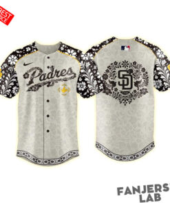 San Diego Padres Mexican Heritage Night 2026 Jersey 2.jpg