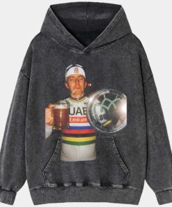 Tadej Pogacar Il Lombardia Champion Tee V1.214f2830d HOODIE.jpg