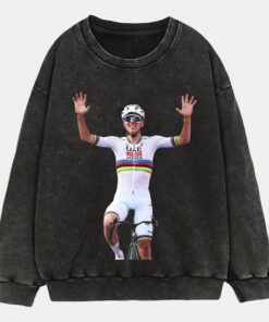 Tadej Pogacar Il Lombardia Champion Tee6885df00f SWEATSHIRT.jpg